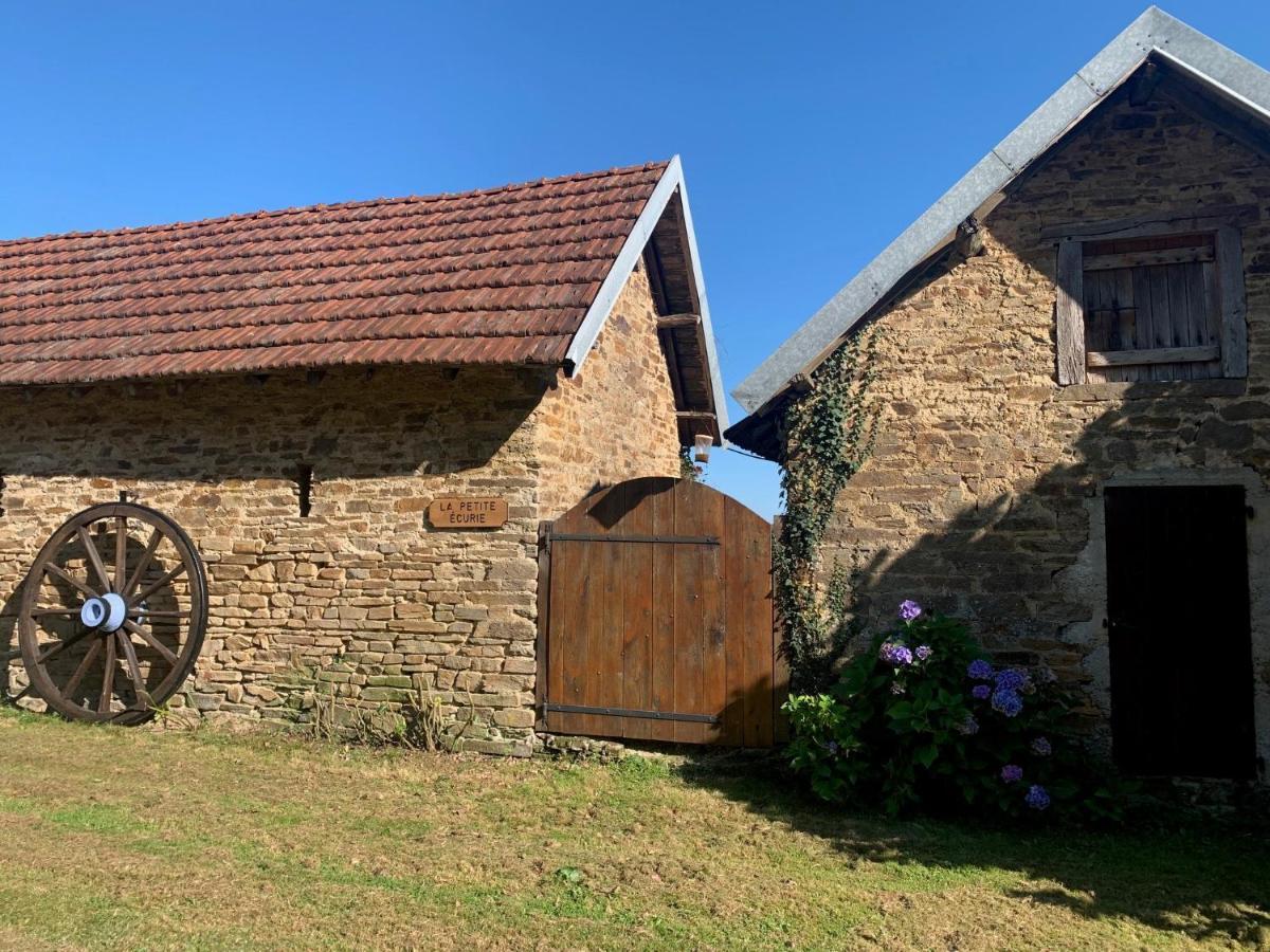 Villa La Petite Ecurie Saint-Yrieix-la-Perche Exterior foto